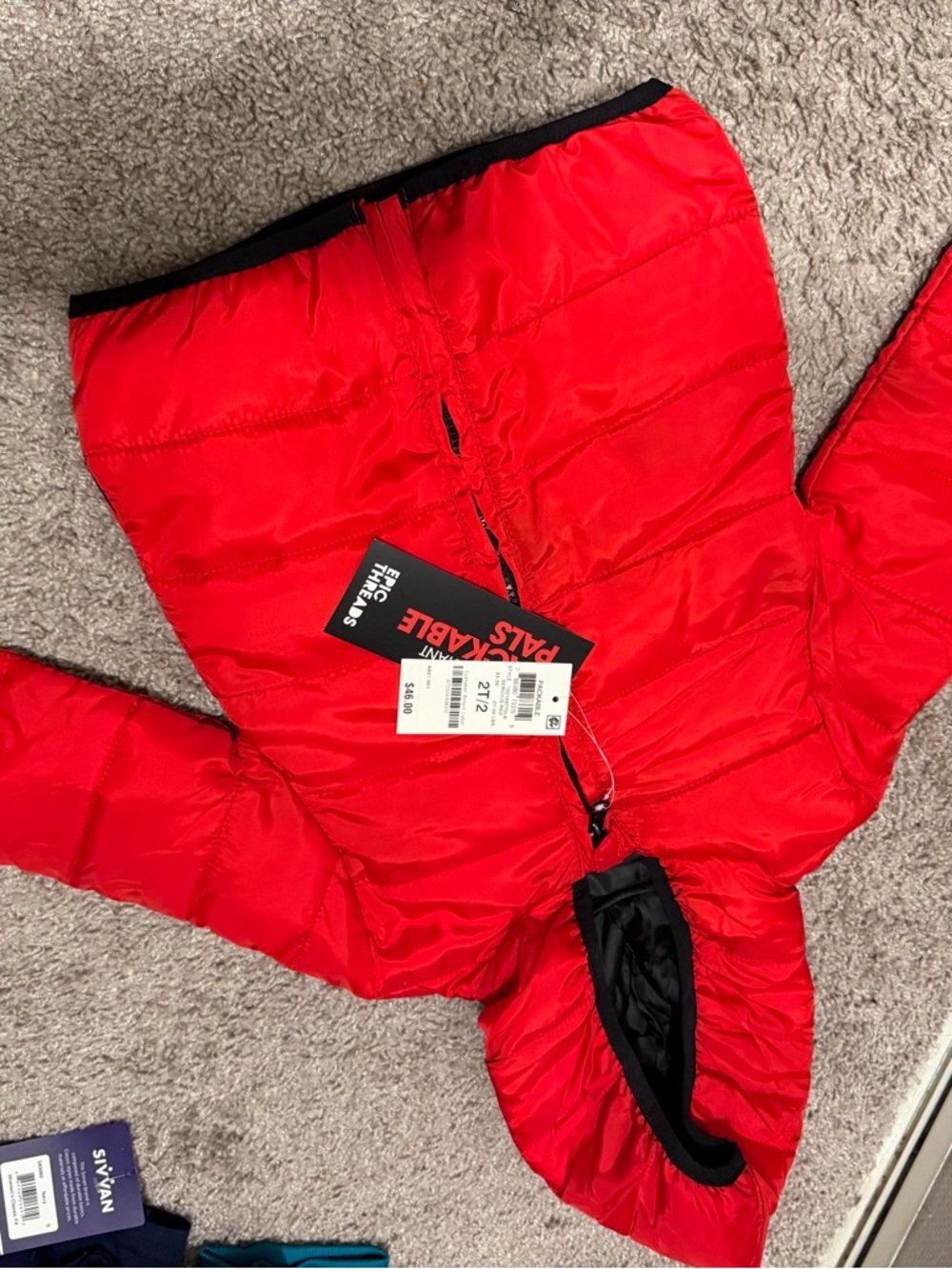 Red Puffer Jacket with Hood -Lightweight Puff Coat- 2T- raincoat- nwt- incl. bag
